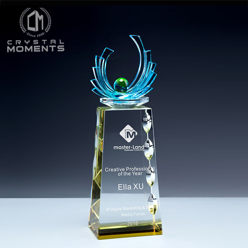 Liu Li Trophies/Awards